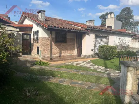 CASA 4 AMBIENTES EN VENTA – LOTE PROPIO – APTO CRÉDITO