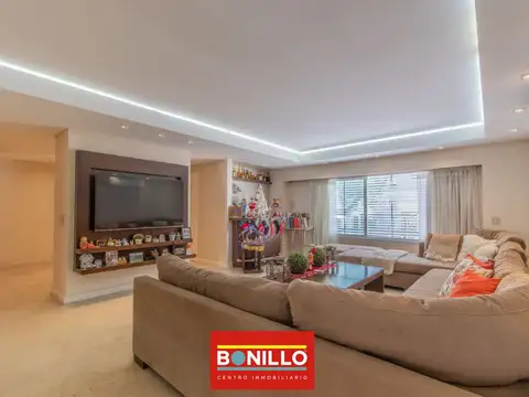 Casa 6 ambientes venta Villa Pueyrredón