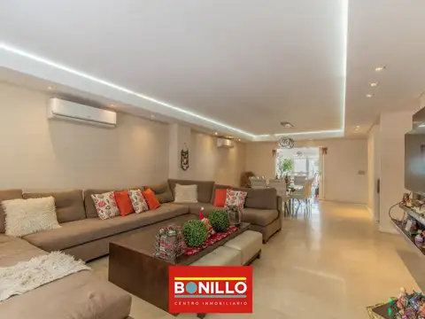 Casa en Venta de 5 dormitorios