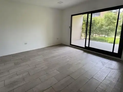 Depto Tipo Casa en Alquiler en Pilar, USD 500