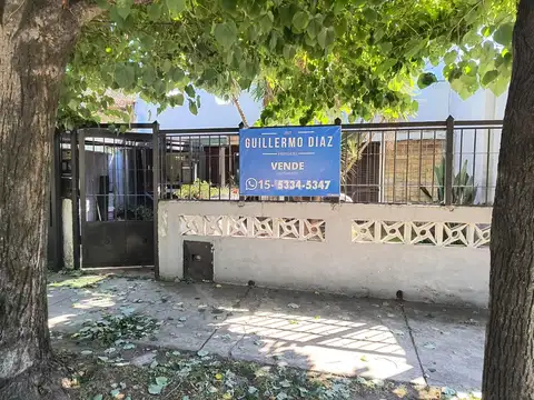 Casa 3 ambientes con 1 baño