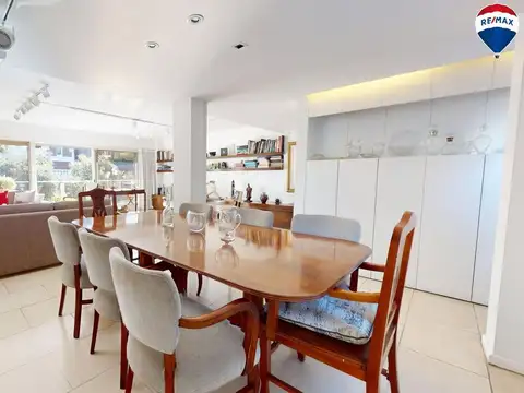 Departamento en Alquiler con 1 cocheras
