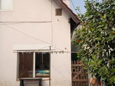 Casa céntrica en venta, Marcos Paz.