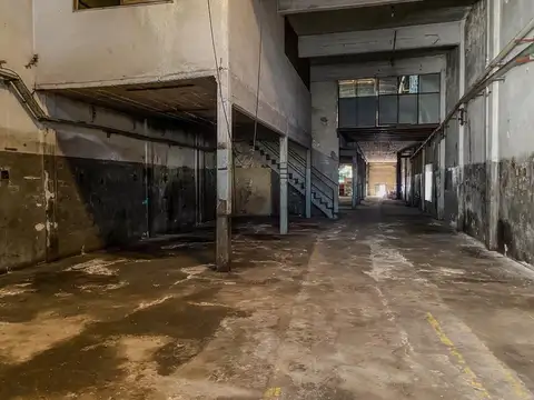 Alquiler - Galpón Depósito - 744 m2 - Villa Soldati