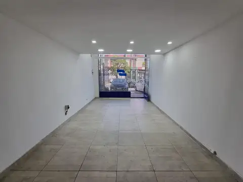 Local en Alquiler en Ituzaingo Norte, $ 700.000