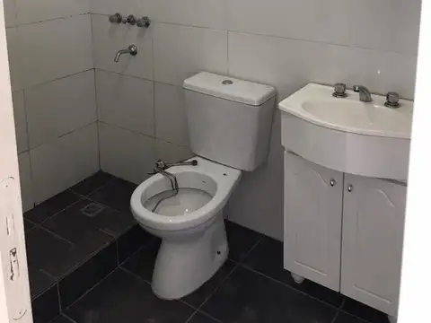 Departamento en Venta en Villa Luzuriaga, USD 62.000