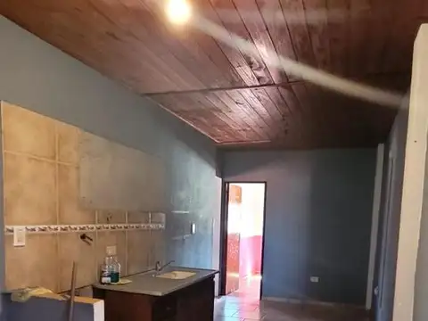Venta casa y departamento en Villa de Mayo