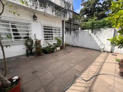 Depto Tipo Casa 5 ambientes con 3 baños