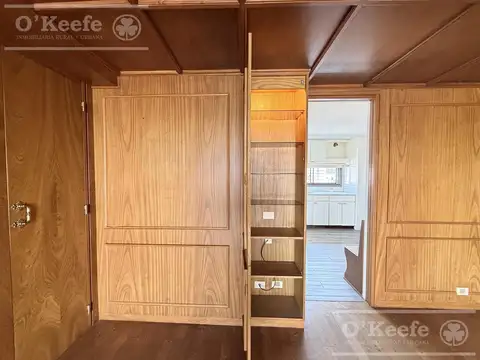Departamento 6 ambientes con 2 baños