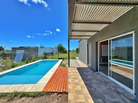 Casa en Venta en Roldan, USD 83.000