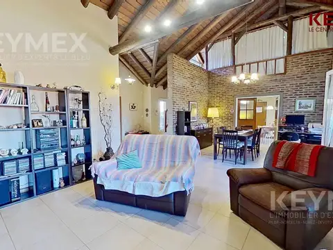 Casa 4 ambientes lomas de fatima