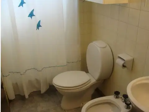 Departamento en Alquiler con 1 cocheras