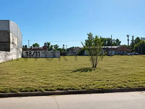 LOTE EN VENTA EN MORENO – 384 M² SOBRE AVENIDA DERQUI
