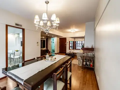 Casa 5 ambientes con 2 baños