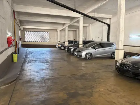 Cochera en Venta en Recoleta, CABA