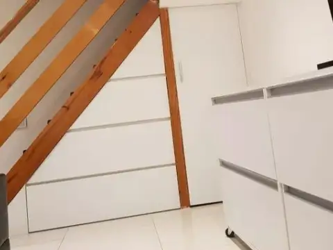 Depto Tipo Casa 4 ambientes con 2 baños
