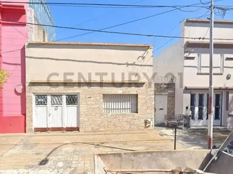 VENTA DE CASA EN BERISSO