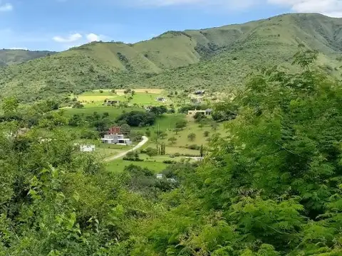 Terreno en Venta en Calderilla, USD 29.000