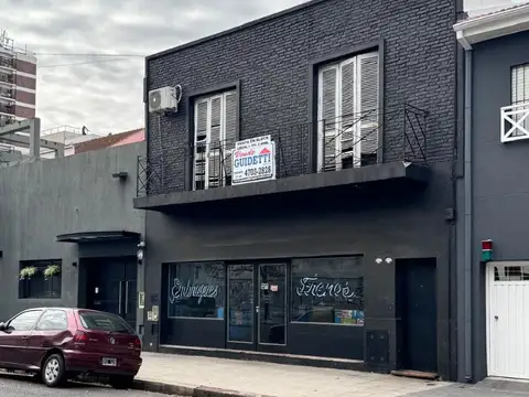 Muy Buen Lote, actualemente está construido un local con vivienda