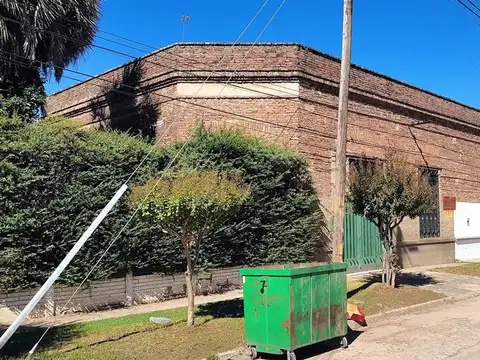 OPORTUNIDAD UNICA   DEPOSITO CON POSIBILIDAD VIVIENDA