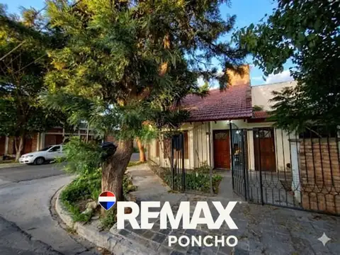 SE VENDE CASA B°PARQUE AMÉRICA FACILIDADES-PERMUTA