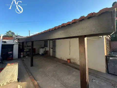 Casa 3 ambientes con 1 baño