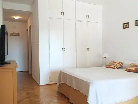 Departamento en Venta en Olivos Vias/Rio, USD 83.500