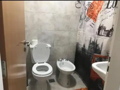 VENTA DEPTO. 2 AMB. AMOBLADO   CIUDAD JARDIN
