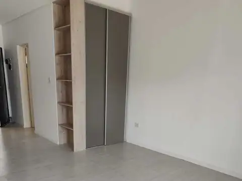 Departamento en Alquiler con 1 cochera