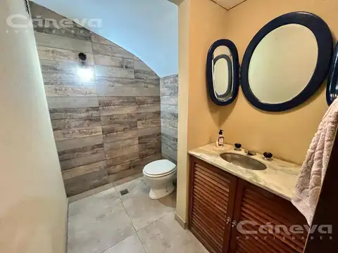 3 dormitorios, 2 baños   toilette, jardín y parrilla, garage