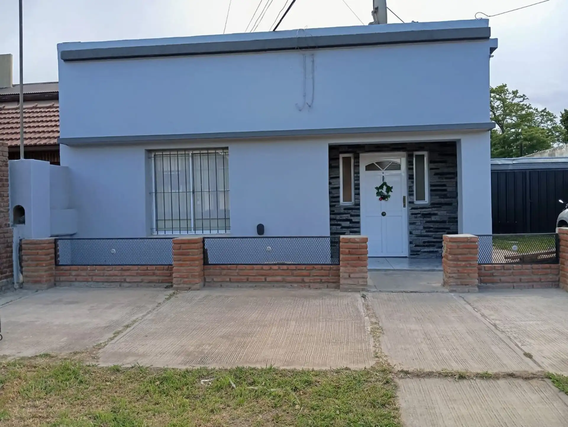 Casa 4 amb con garage en Balcarce