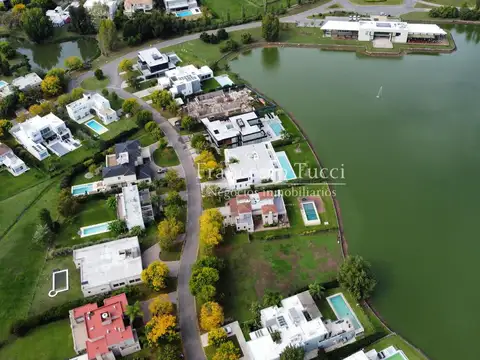 Terreno en Venta en Terravista, USD 380.000