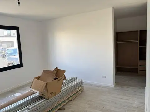 Casa en Alquiler en Vila Marina II, USD 1.300