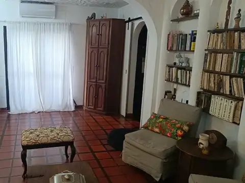 Depto Tipo Casa en Alquiler de 6 ambientes