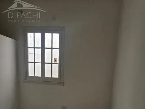 Depto Tipo Casa en Alquiler en Villa Dominico, $ 700.000