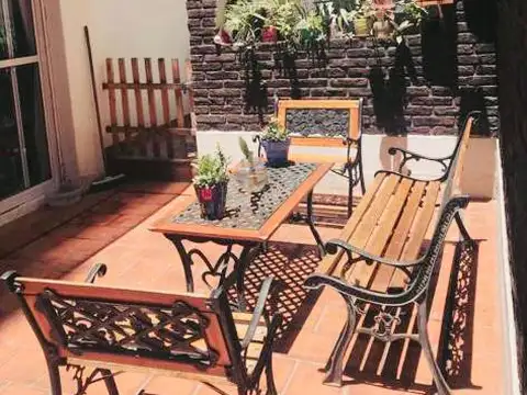 Venta Departamento Retiro 4 Ambientes con Patio   