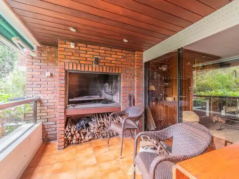 Departamento en Venta de 8 ambientes