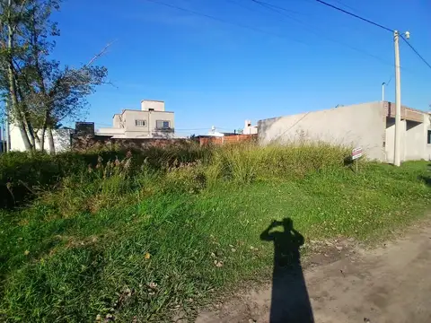 Terreno en Venta en Capitan Bermudez, USD 22.000