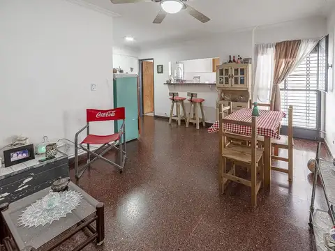 COGHLAN: 2 AMBIENTES MUCHA LUZ BAJAS EXP