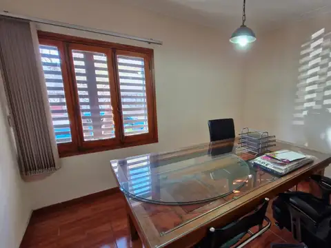 Casa en Venta en Mendoza, USD 145.000