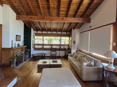 Casa en Alquiler al Norte