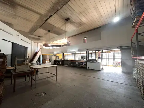 Local en Alquiler en Jose Ingenieros, USD 3.500