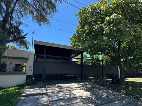 Casa sobre CHILE 260, YERBA BUENA