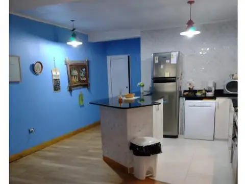 Casa 3 ambientes con 2 baños