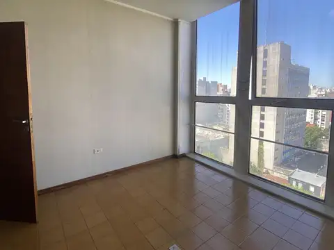 Oficina 2 ambientes con 1 baño