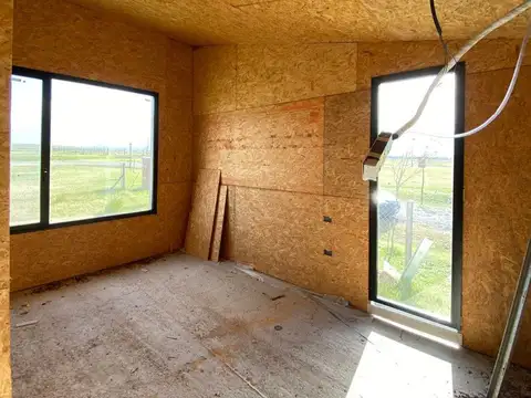 CASA EN CONSTRUCCION EN BARRIO LAS VERBENAS