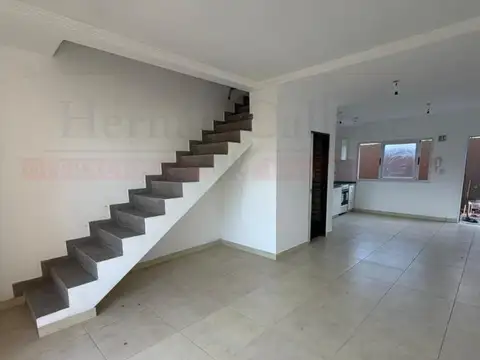 EXCELENTE DEPARTAMENTO TIPO LOFT CON BALCÓN TERRAZA