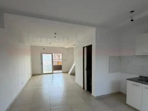 EXCELENTE DEPARTAMENTO TIPO LOFT CON BALCÓN TERRAZA