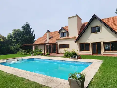 Casa en Venta de 4 dormitorios