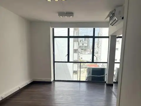 Oficina en Venta en Barrio Norte, USD 145.000